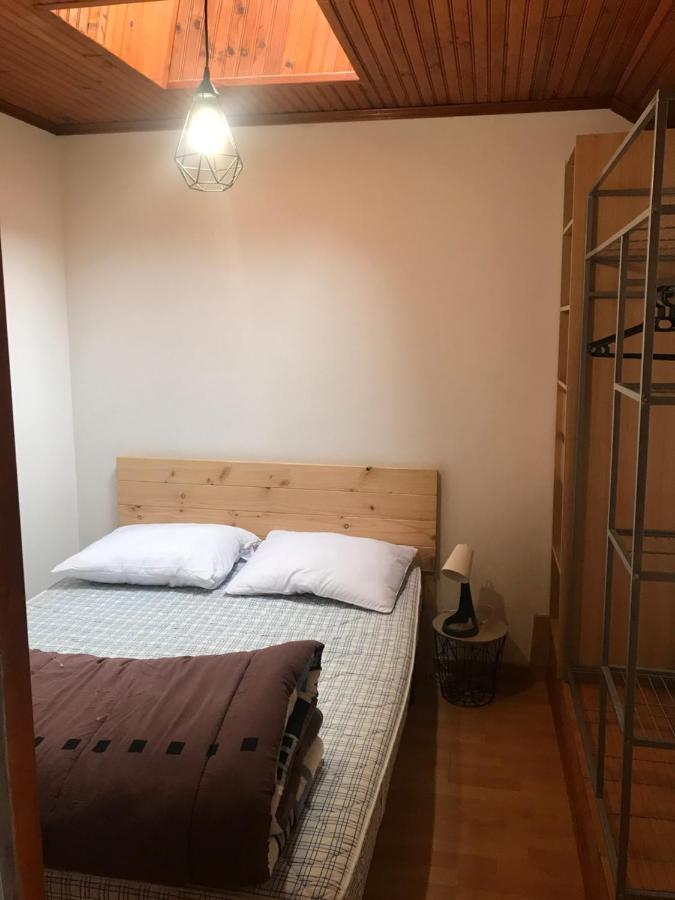 Chez Sarre Apartment Bareilles Exterior photo
