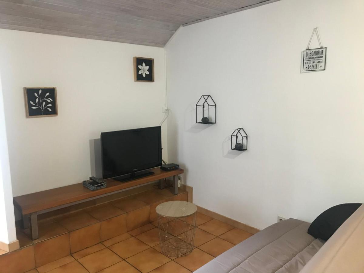Chez Sarre Apartment Bareilles Exterior photo