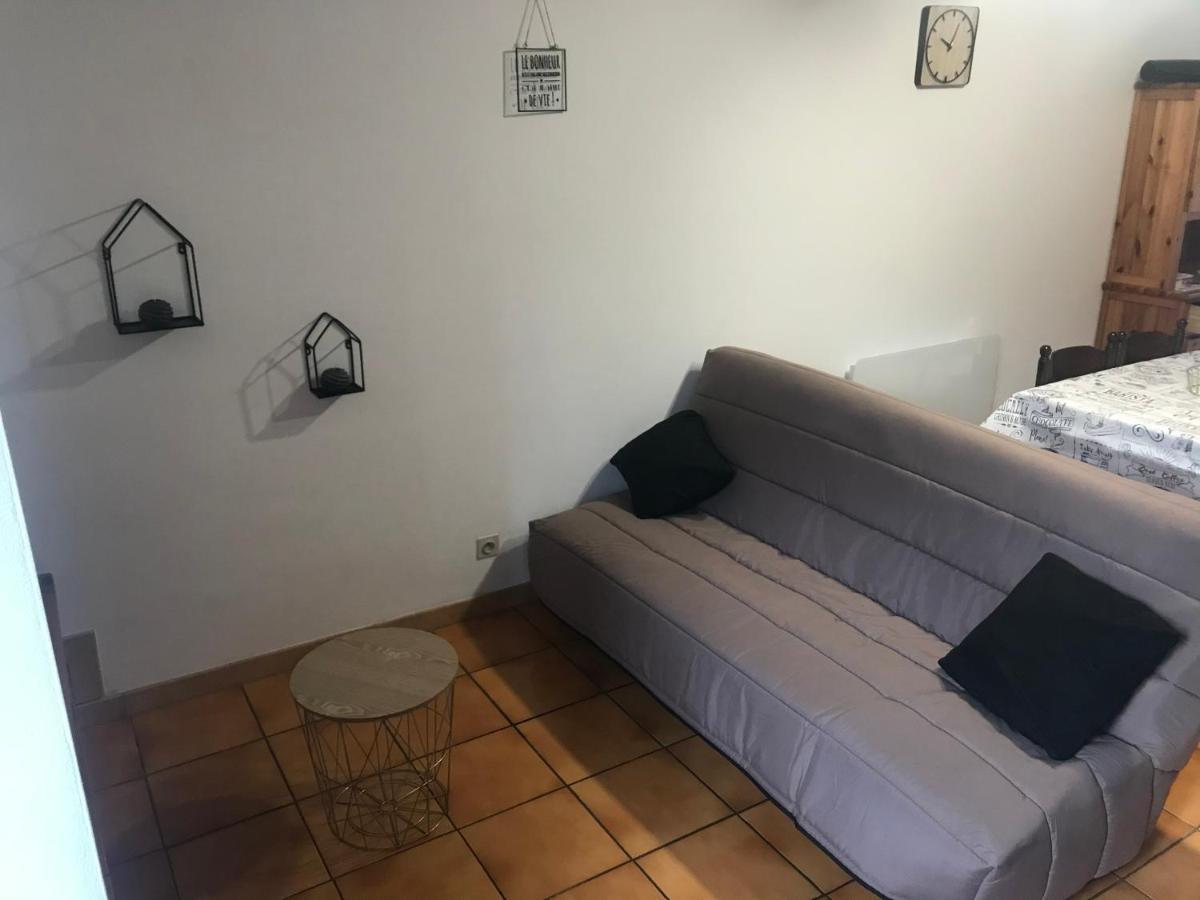 Chez Sarre Apartment Bareilles Exterior photo